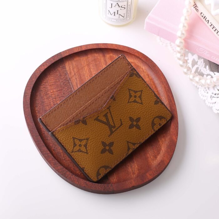 ⁦LOUIS VUITTON⁩ - الصورة ⁦4⁩
