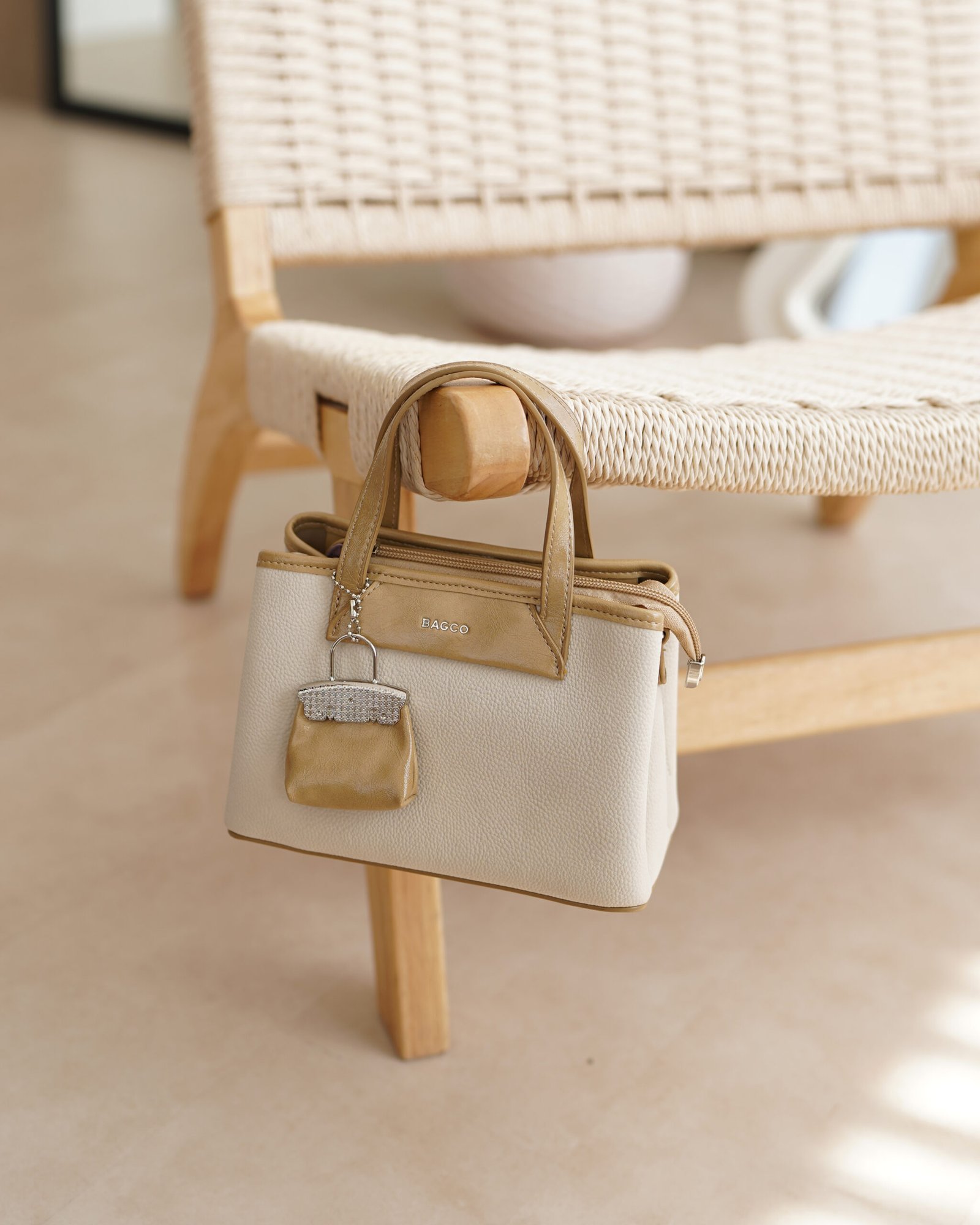 IMG_7679 حقيبة - الصورة 13