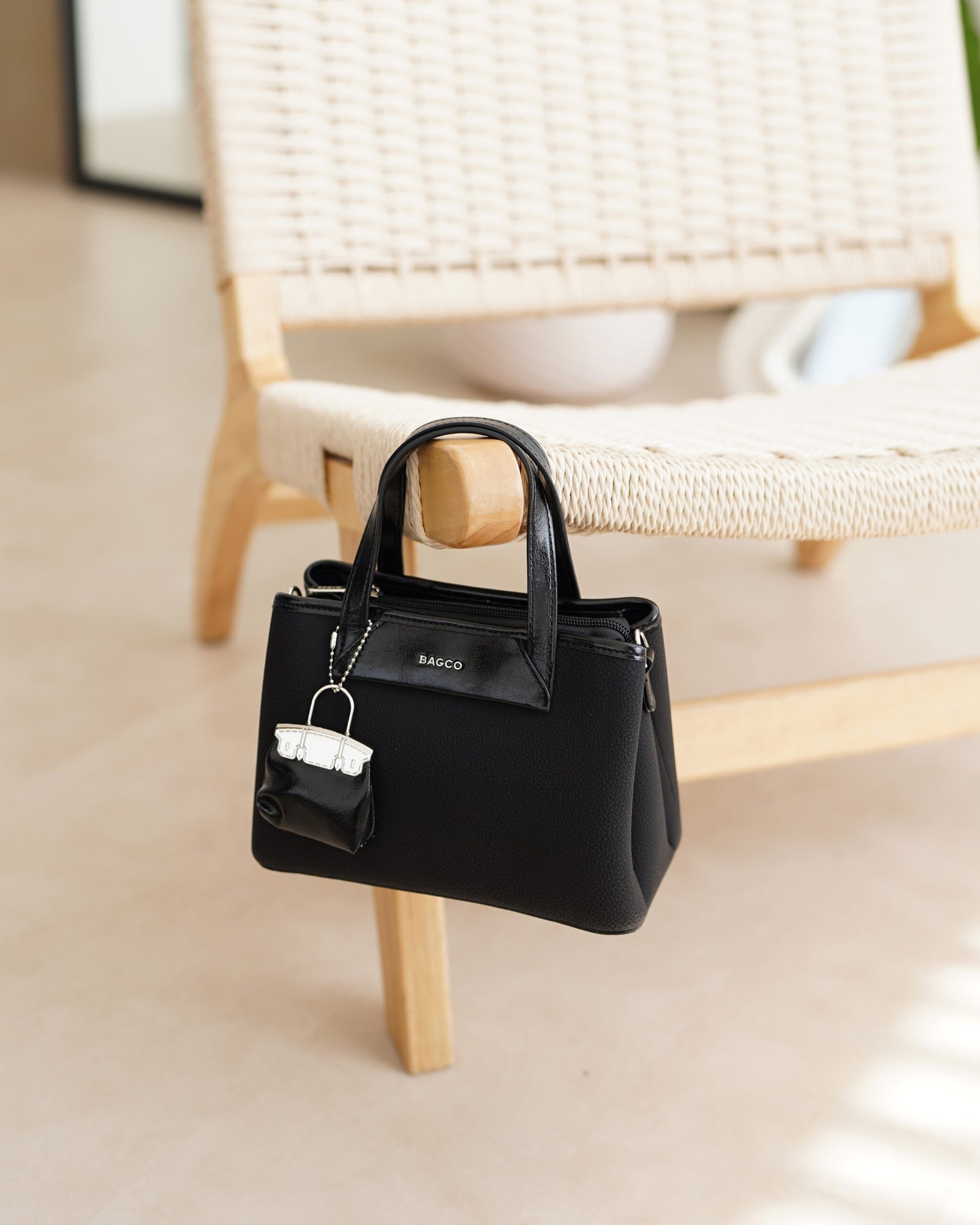 IMG_7681 حقيبة - الصورة 4